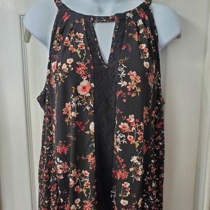 White House Black Market sleeveless top size large